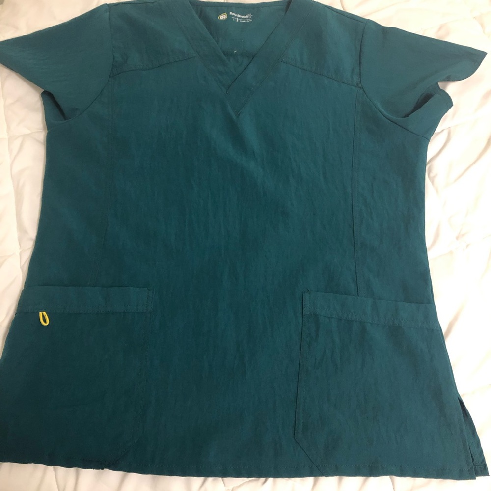 Wonderwink Four stretch scrubs